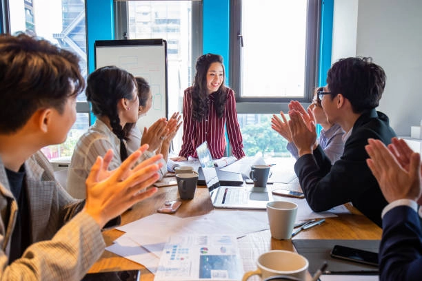LinkedIn Lead Generation Agency in Los Angeles, CA 14 Why Choose Us for LinkedIn Lead Generation in Los Angeles