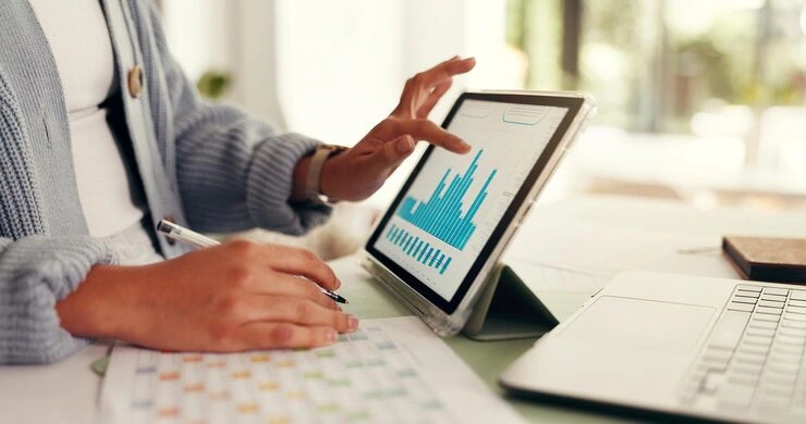 Solar Industry Analytics and Reporting