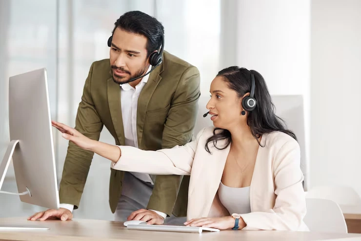 Multi-Channel Follow-Up Support