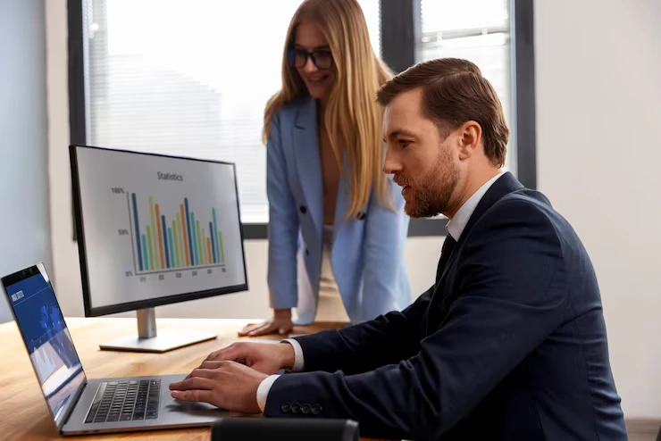 Transparent Reporting with Real Time Analytics