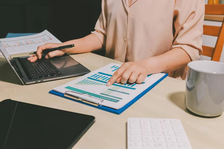 Account Lists Built for Commercial Fit